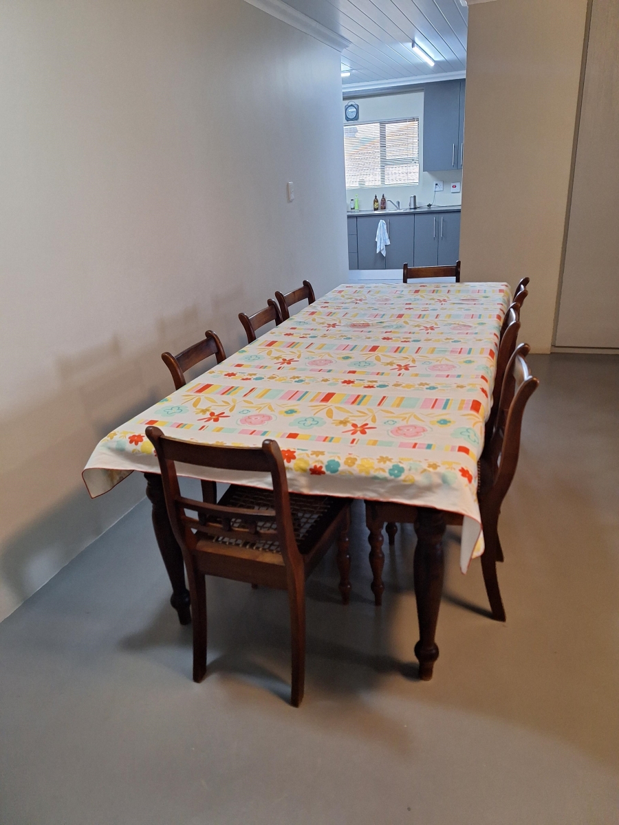 4 Bedroom Property for Sale in Hartenbos Heuwels Western Cape